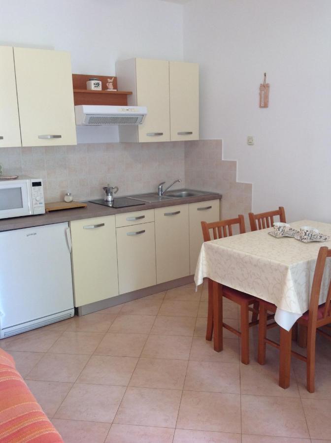 Vila Alma Appartement Poreč Buitenkant foto