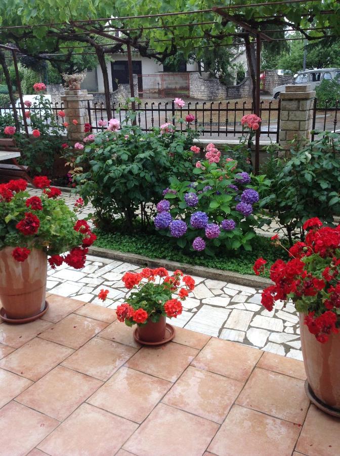 Vila Alma Poreč Buitenkant foto